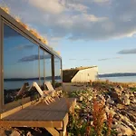 Apartment Varanger Sea View Mini House *